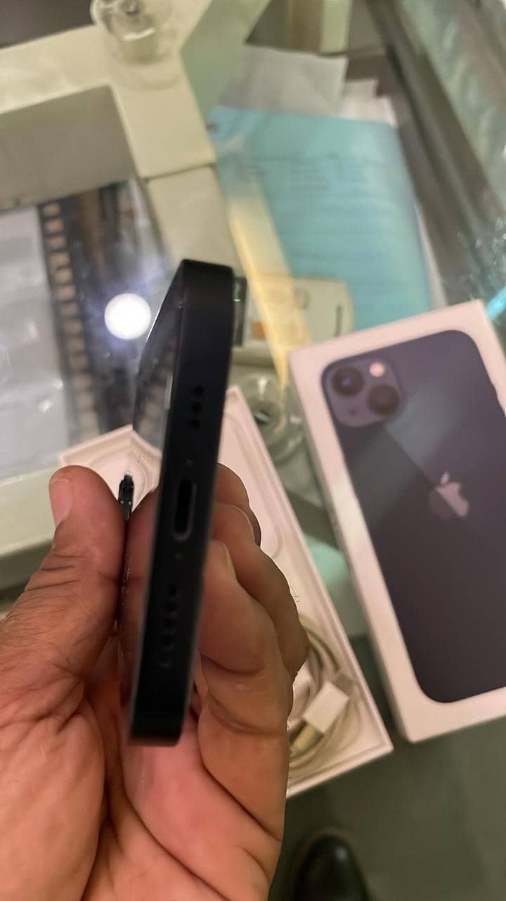 Apple Iphone 13, Midnight, 128GB NON PTA with Original Box 3