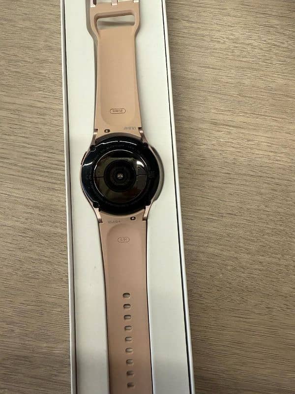 Samsung Galaxy Watch 4 2