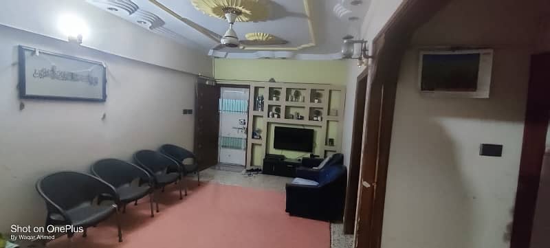 Prime Location 1080 Square Feet Spacious Flat Available In Federal B Area - Block 7 For sale 8