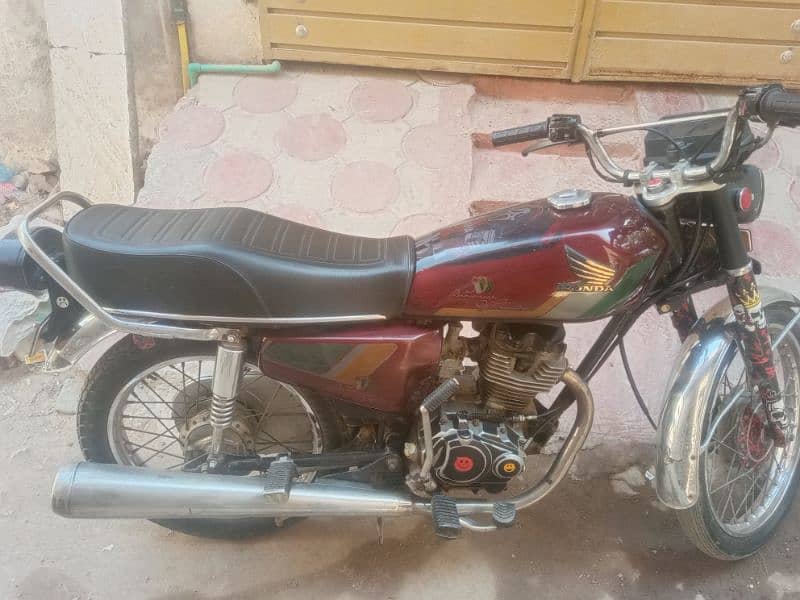 Honda 125 Good condition 2