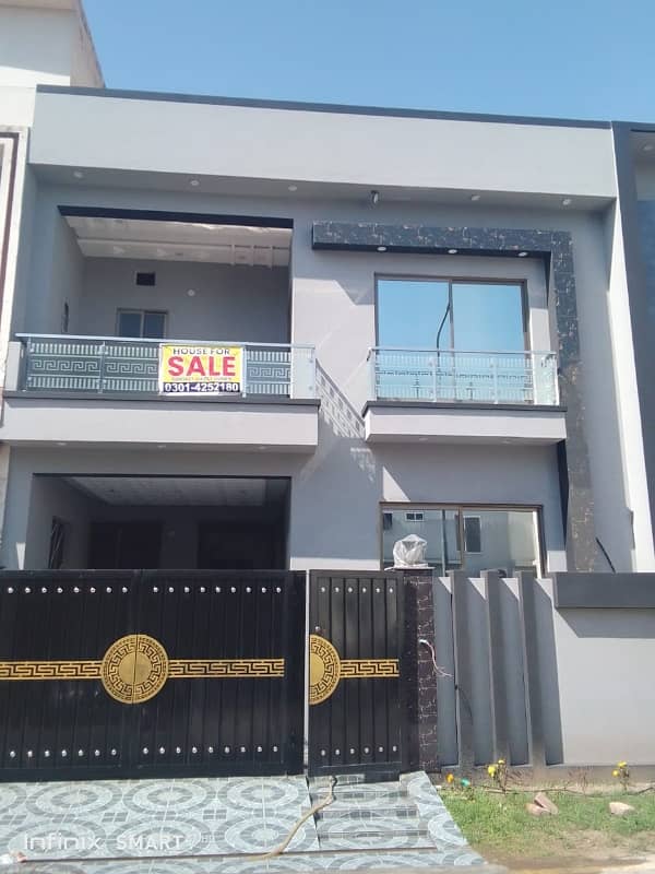 Prime Location 5 Marla House In Only Rs. 21000000 0