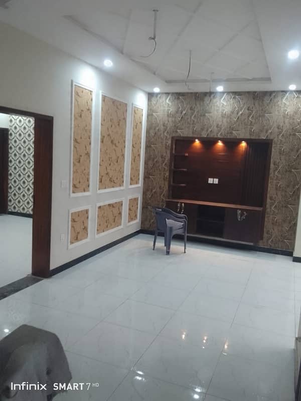 Prime Location 5 Marla House In Only Rs. 21000000 3