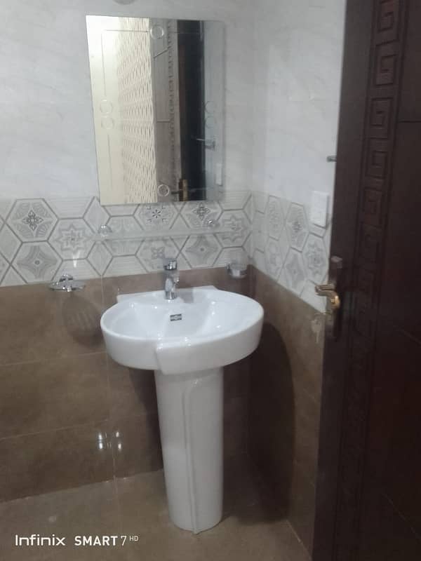 Prime Location 5 Marla House In Only Rs. 21000000 7