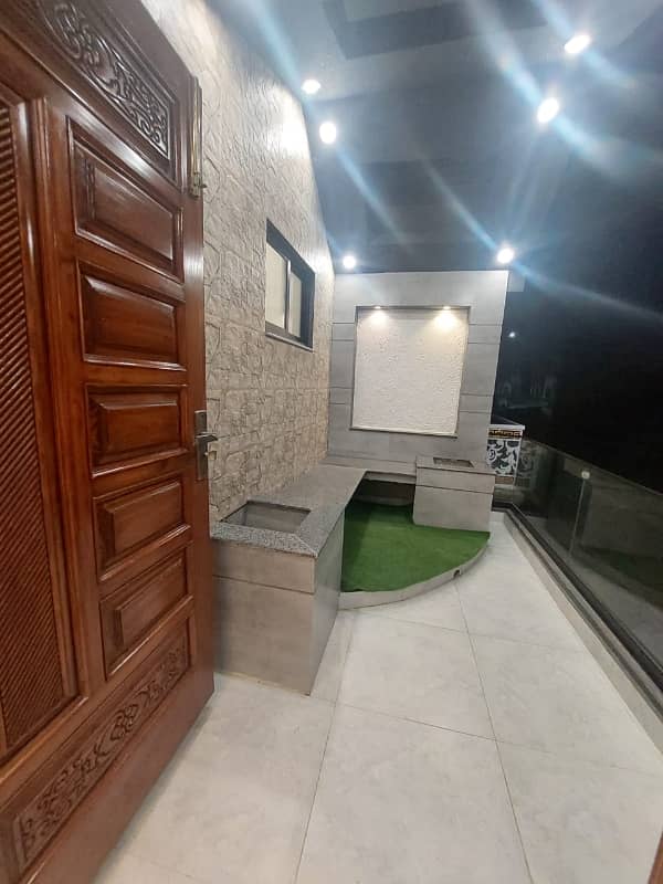 A Prime Location House Of 5 Marla In Rs. 23000000 34