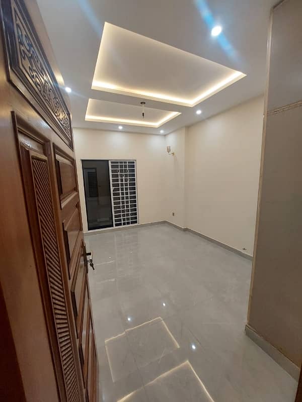 A Prime Location House Of 5 Marla In Rs. 23000000 37