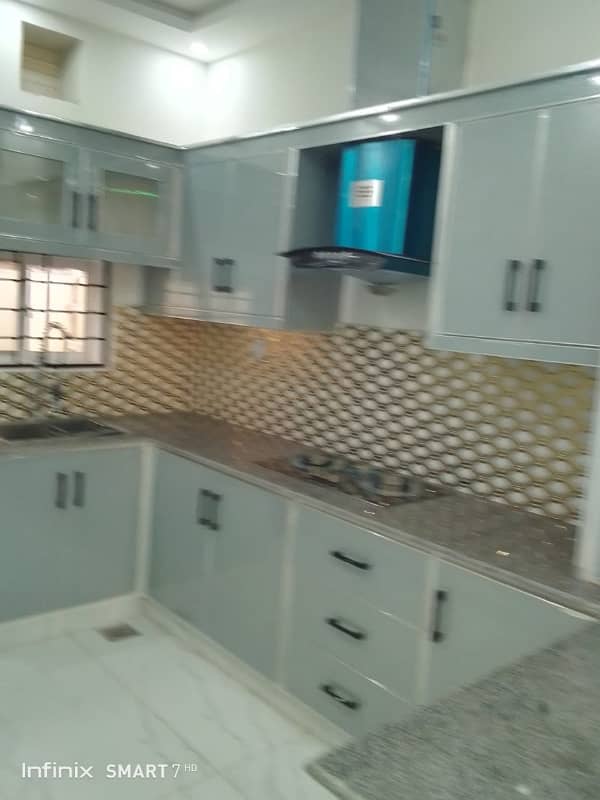 Prime Location 5 Marla House In Only Rs. 20000000 6