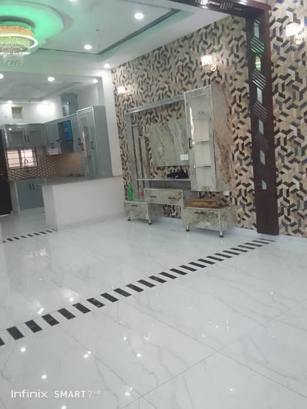 Prime Location 5 Marla House In Only Rs. 20000000 18