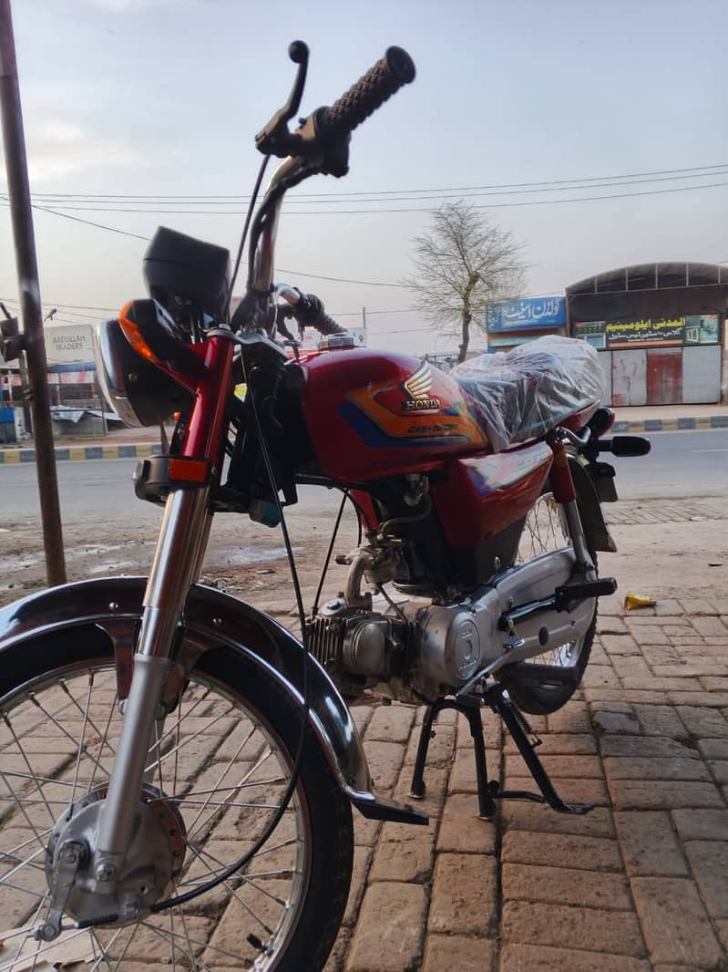 Honda CD 70 | Model 2010 | Bike | Lahore Registered 5