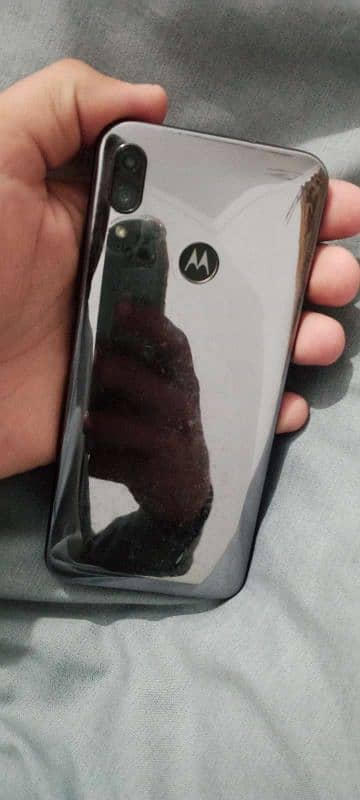 Motorola e6 plus 4