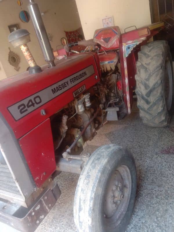 Massey Ferguson tractor 240 1