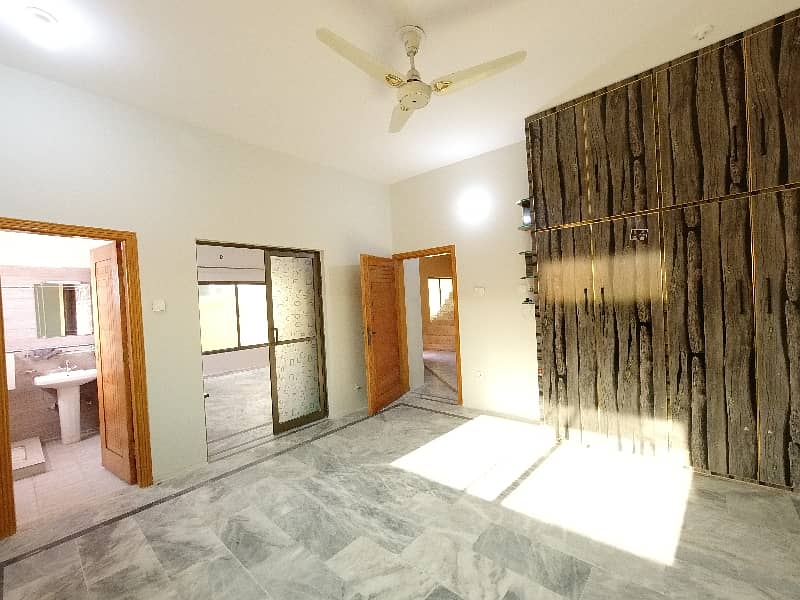 1 Kanal Single Storey House. For Sale In Gulshan E Sehat. In E-18 Block F Islamabad. 12