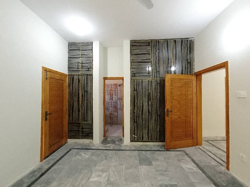 1 Kanal Single Storey House. For Sale In Gulshan E Sehat. In E-18 Block F Islamabad. 28