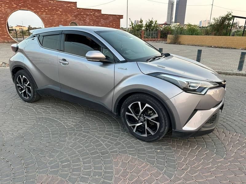 Toyota C-HR 2017 G LED 4
