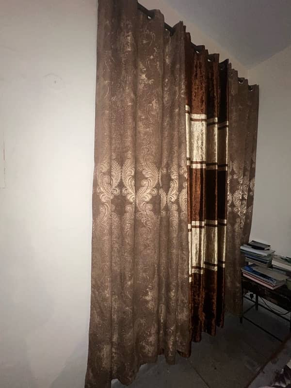 condition is very good velvet curtains 1