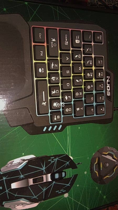 4-in-1 mobile gaming setup keyboard,mouse,connecter for mobile 0