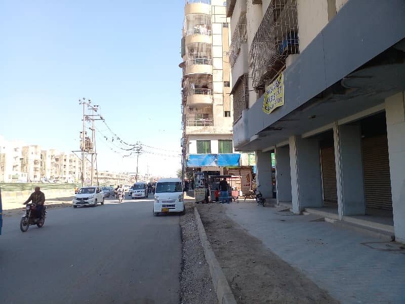 Ideal Prime Location Shop In Karachi Available For Rs. 1000000 6