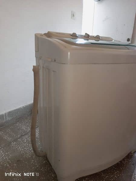 Kenwood Washing machine 03336825913 6