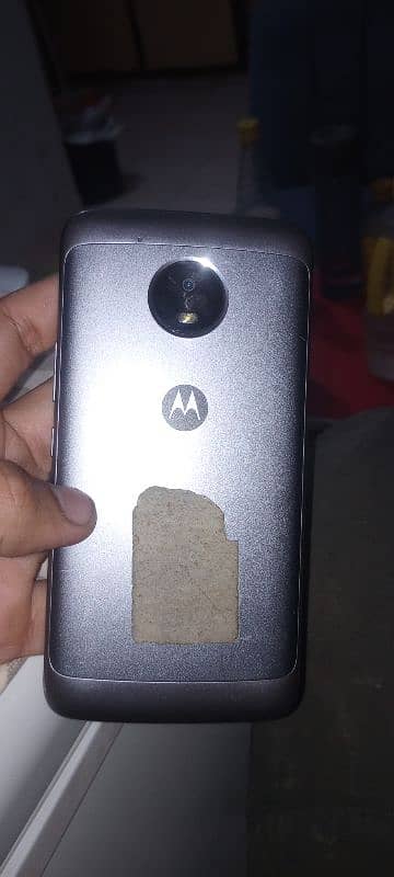 Moto E4 plus 0
