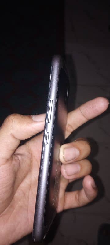 Moto E4 plus 2