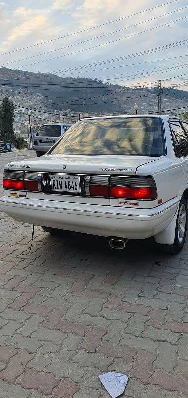 Toyota Corolla 1987 7