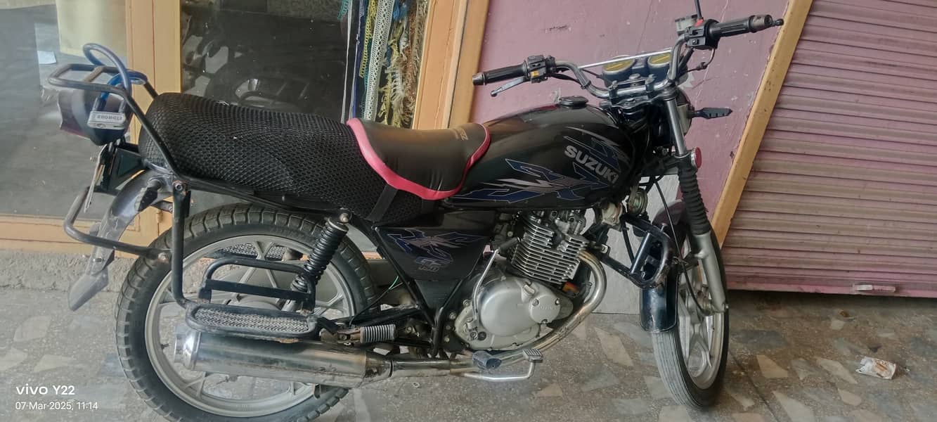 Suzuki GS 150 2018 2