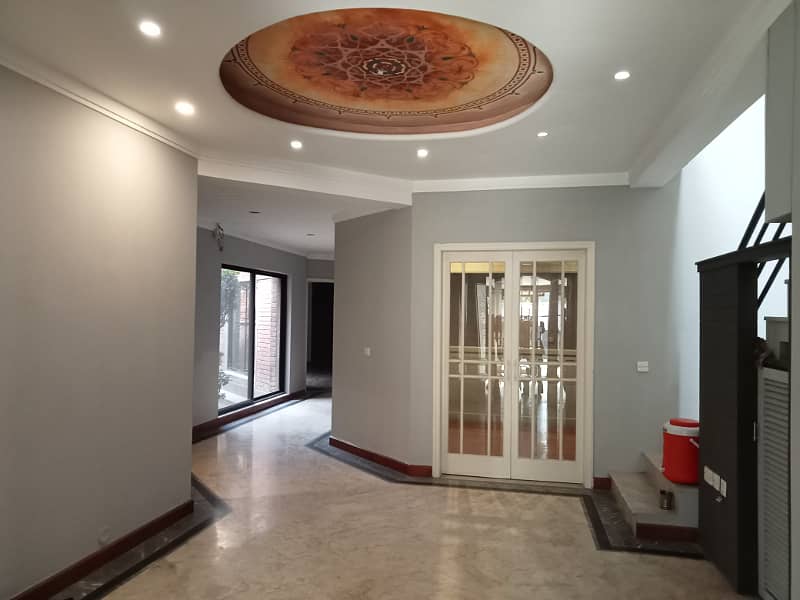 GULBERG,2 KANAL COMMERCIAL USE HOUSE FOR RENT GARDEN TOWN MOLDEL TOWN SHADMAN LAHORE 14