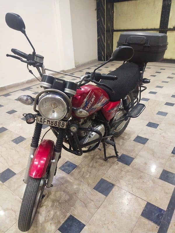 Suzuki GS 150 3