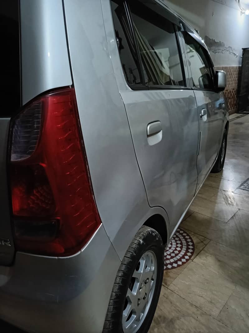 Suzuki Wagon R 2019 3