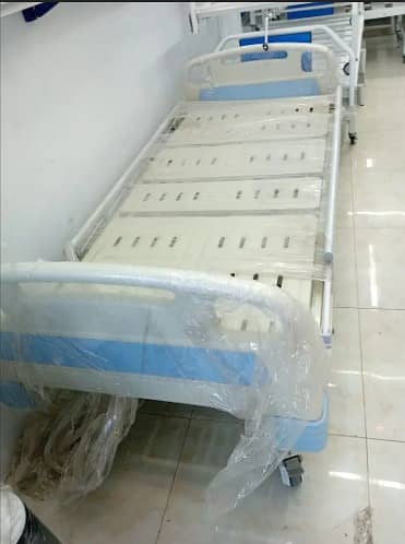 Patient Bed Electric bed / Electric remote control bed 1