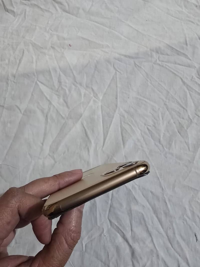 Apple iPhone 11 Pro Max PTA 1