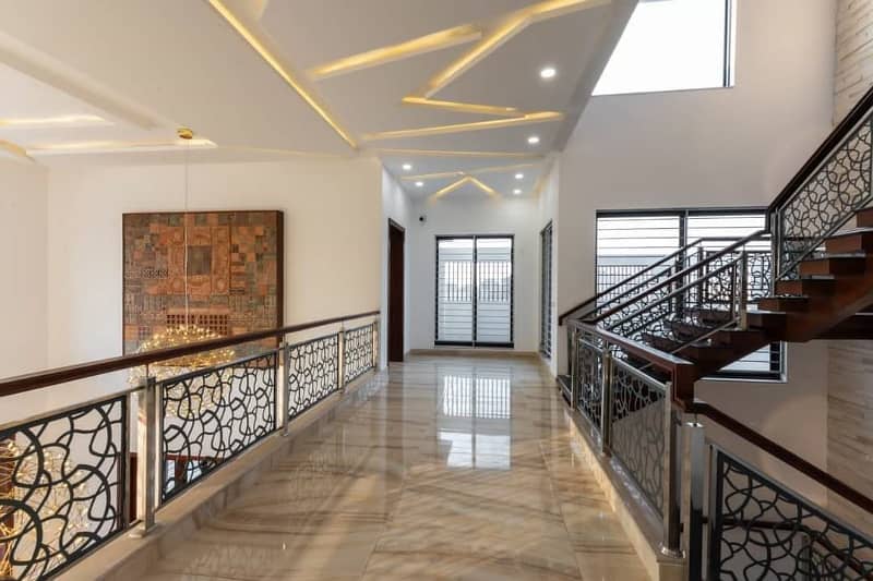 ULTRA LUXURIOUS AND MOST BEAUTIFUL 2 KANAL HOUSE AVAILABLE FOR RENT IN DHA PHASE 2 GOOD LOCATION 27