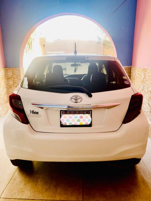 Toyota Vitz 2014 1