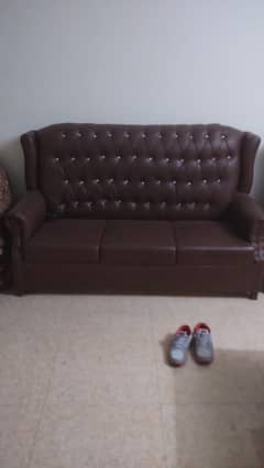 ladar sofa good condition good quality pure leader