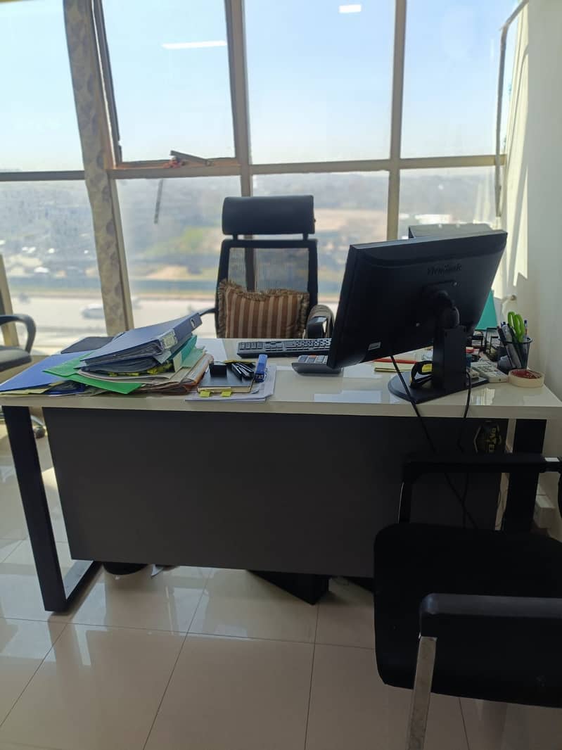 Brand new furniture in running office for sale 3