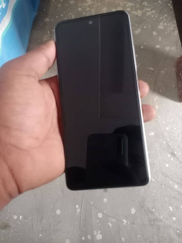 Infinix Hot 30  8+8/128 1