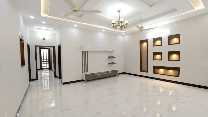 Upper Portion For Rent In G15 Size 12 Marla Water Gas Electricity All Facilities Near To Markaz Masjid Park Best Location More Five Options Available 5