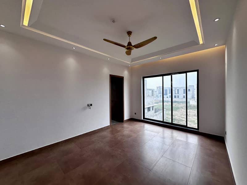 One Kanal Beautiful Modern Bungalow Available For Sale In DHA Phase 7 Lahore 21