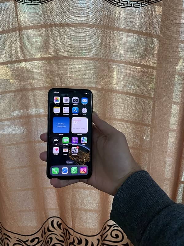 iPhone 11 pro max factory unlock 4