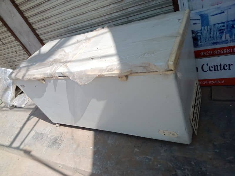 SG Jumbo size freezer No compressor 4