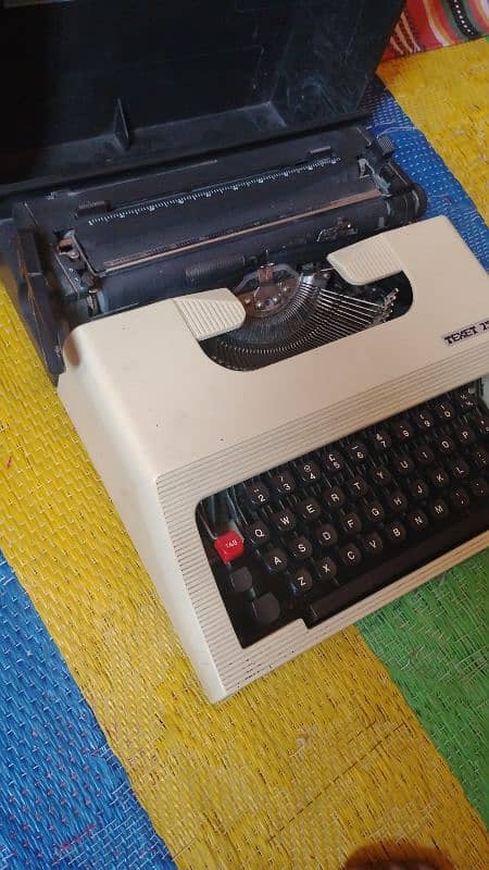 texet typewriter for sale 2