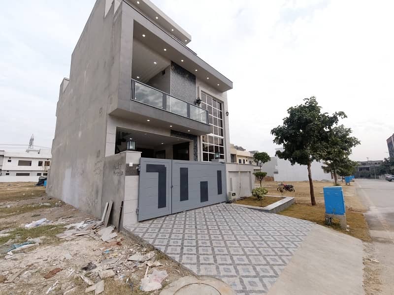 5 Marla House Available For Sale In Faisal Town Phase 1 Of Block C Islamabad Pakistan 1