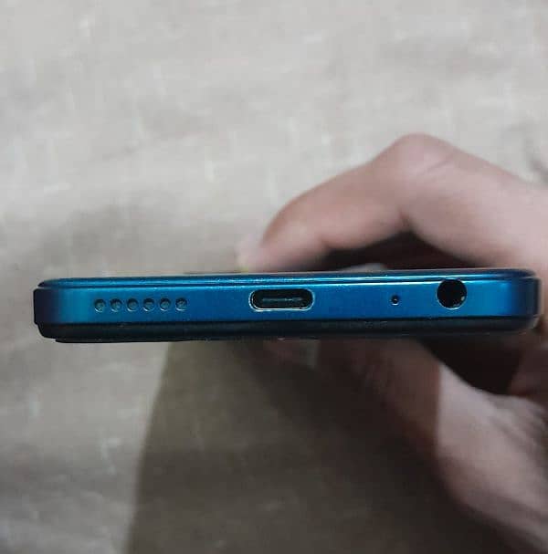 10/10 condition 4 -64 Tecno Spark Go | No issue, not repaired 3