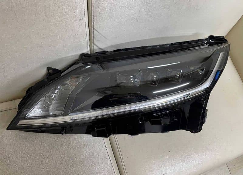 Nissan Note E13 2022 Brand new Headlights 2