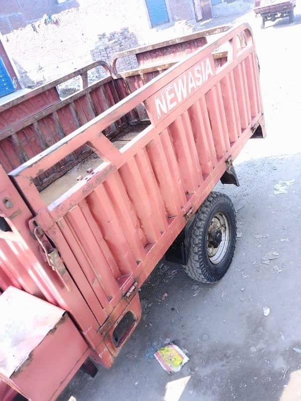 loader New Asia Good condition power gear Long body 4