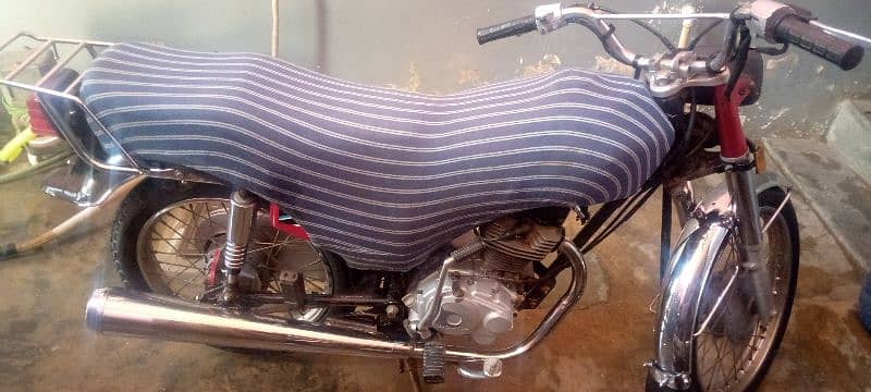 Honda CG 125 KARACHI NO 10