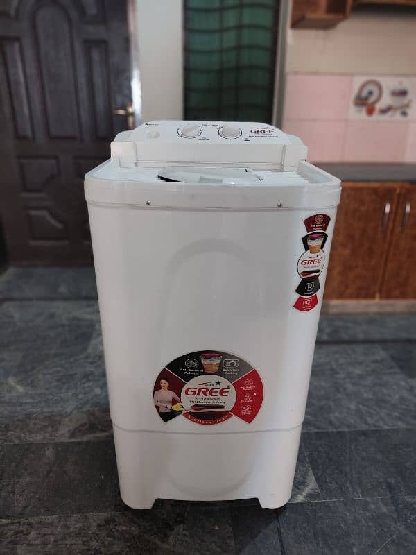 Gree Spinner Dryer Just 4 times Used like New 1