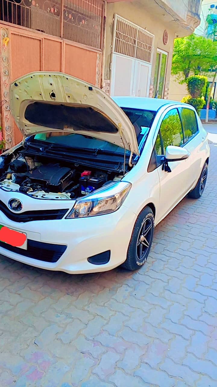 Toyota Vitz 2013/2017 2