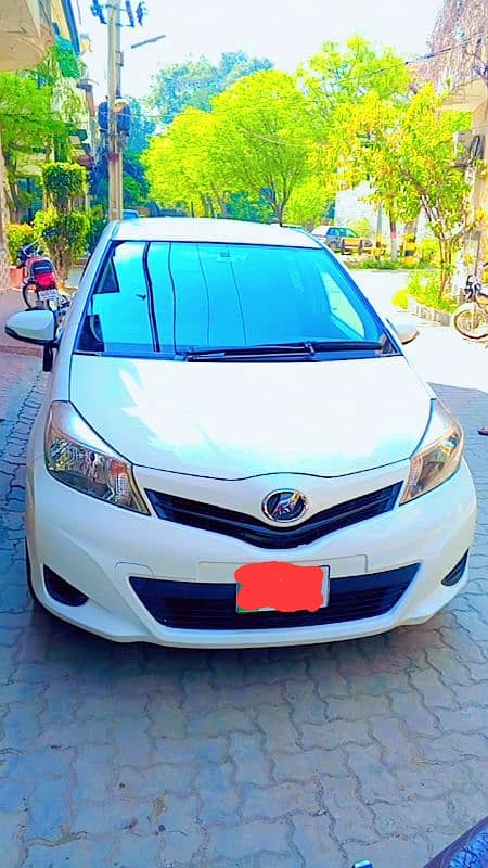 Toyota Vitz 2013/2017 3