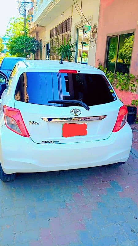 Toyota Vitz 2013/2017 4