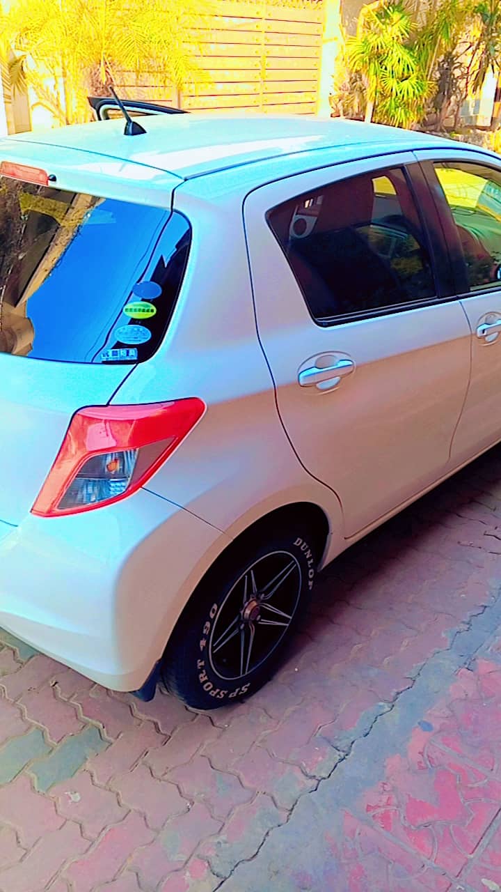 Toyota Vitz 2013/2017 7